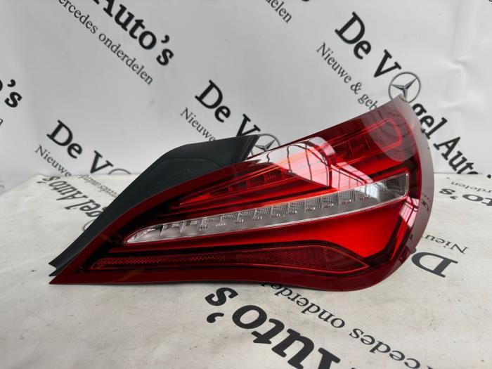 Achterlicht rechts van een Mercedes CLA, -, Nieuw, Ophalen of Verzenden, -