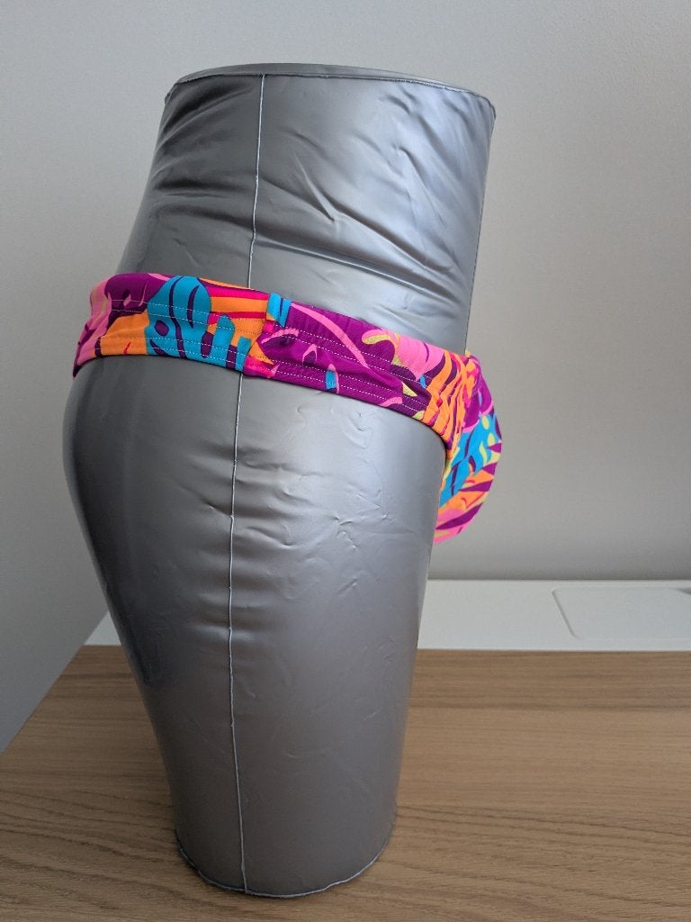 Heren zwemstring, Kleding | Heren, Badmode en Zwemkleding, Zwemslip, Maat 52/54 (L), Meerkleurig, Ophalen of Verzenden