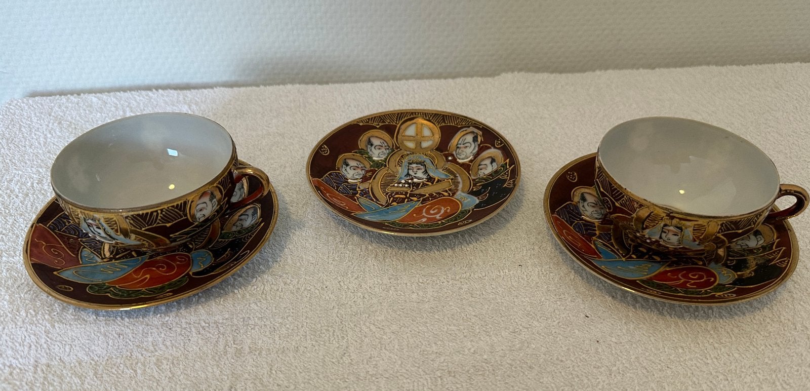 2 koppen & 3 schotels Japans theeservies, mogelijk Satsuma, Ophalen of Verzenden