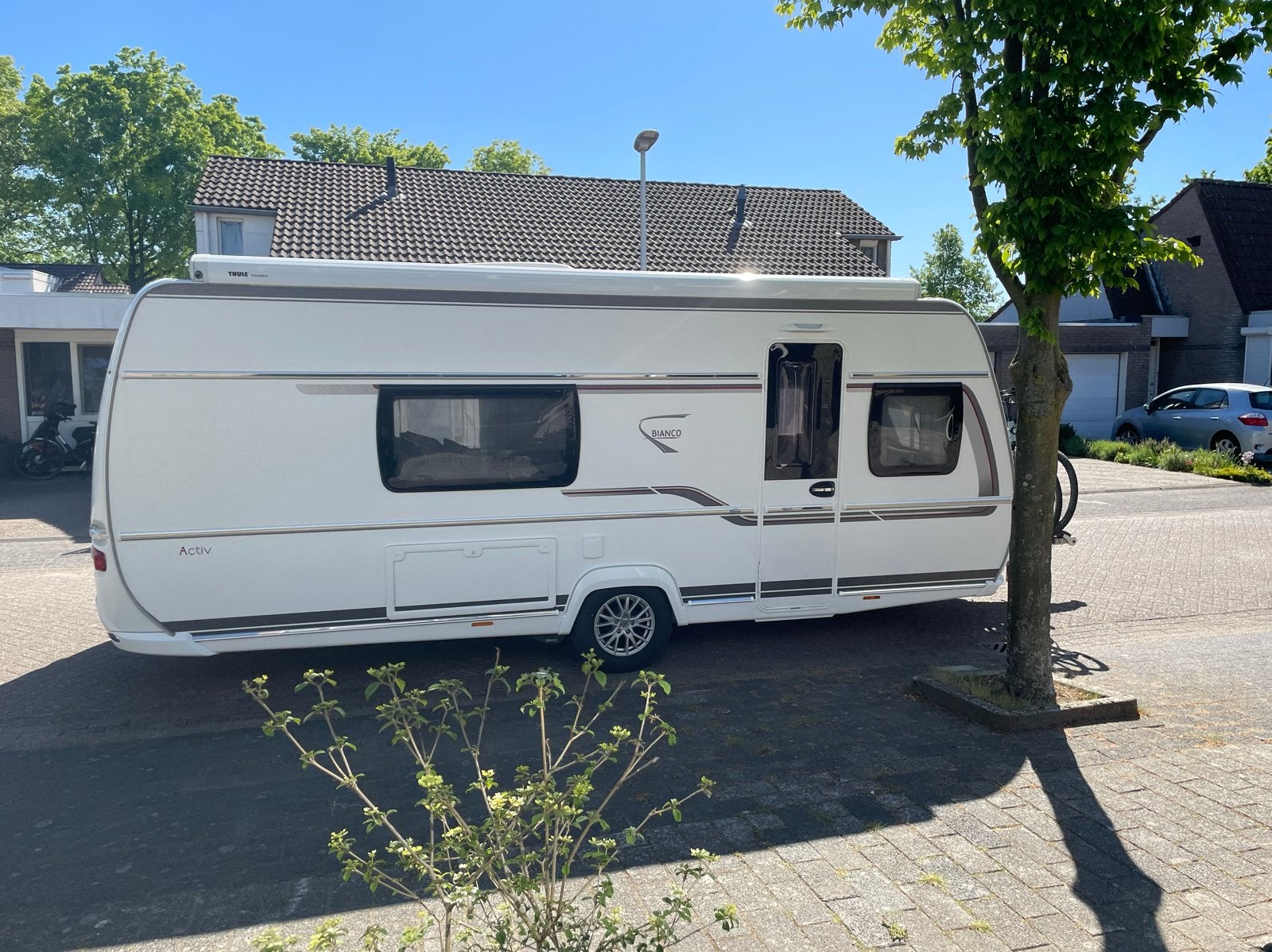 Fendt Caravan 515sd bianco activ bouwjaar 2022, Caravans en Kamperen, Caravans, Vast bed, Treinzit, Particulier, Fendt