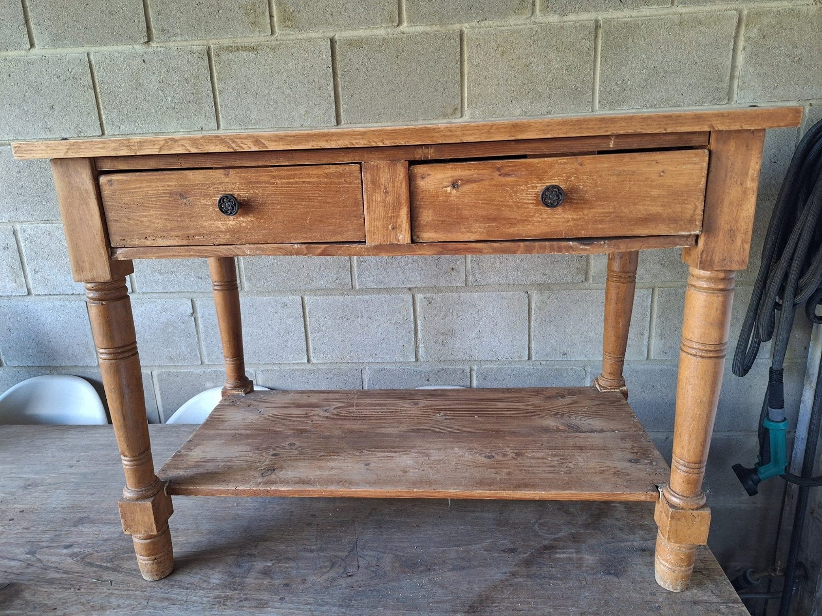 Antieke sidetable, Huis en Inrichting, Tafels | Sidetables, Ophalen, 25 tot 50 cm, Rechthoekig, 100 tot 150 cm