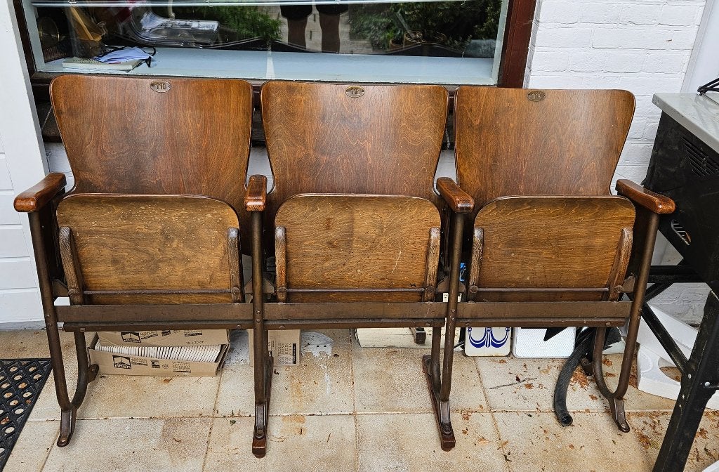 vintage bioscoopstoelen, Ophalen