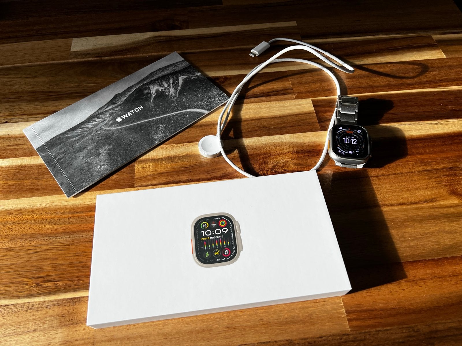 Foto 3 van Apple Watch Ultra 2 Titanium 49mm GPS + cellular A2986