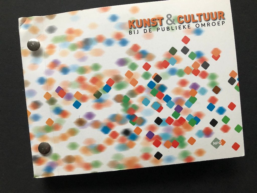 Boekje met 12 DVD’s over Kunst & Cultuur  publieke omroep., Ophalen of Verzenden, Zo goed als nieuw, Overige onderwerpen