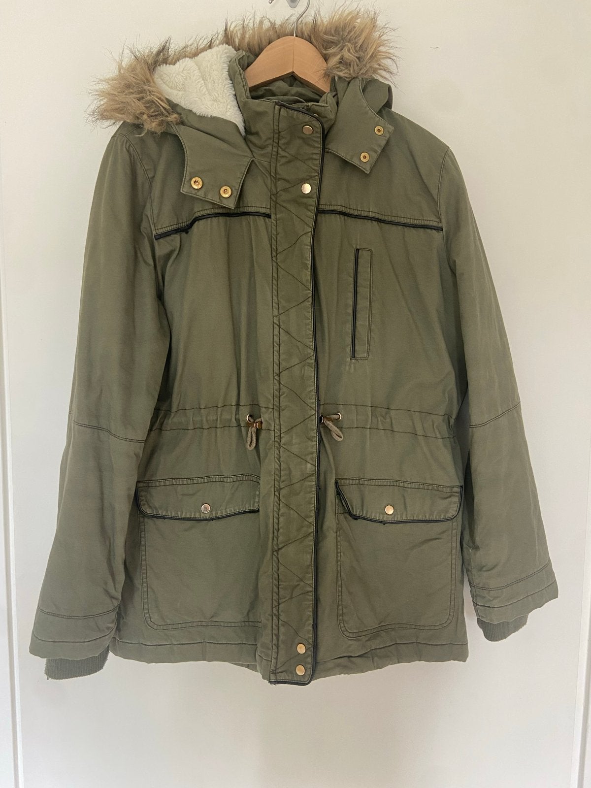 Lola Liza Winterjas Maat XL - Groen met Bontkraag, Kleding | Dames, Ophalen of Verzenden, Gedragen, Maat 42/44 (L), Groen