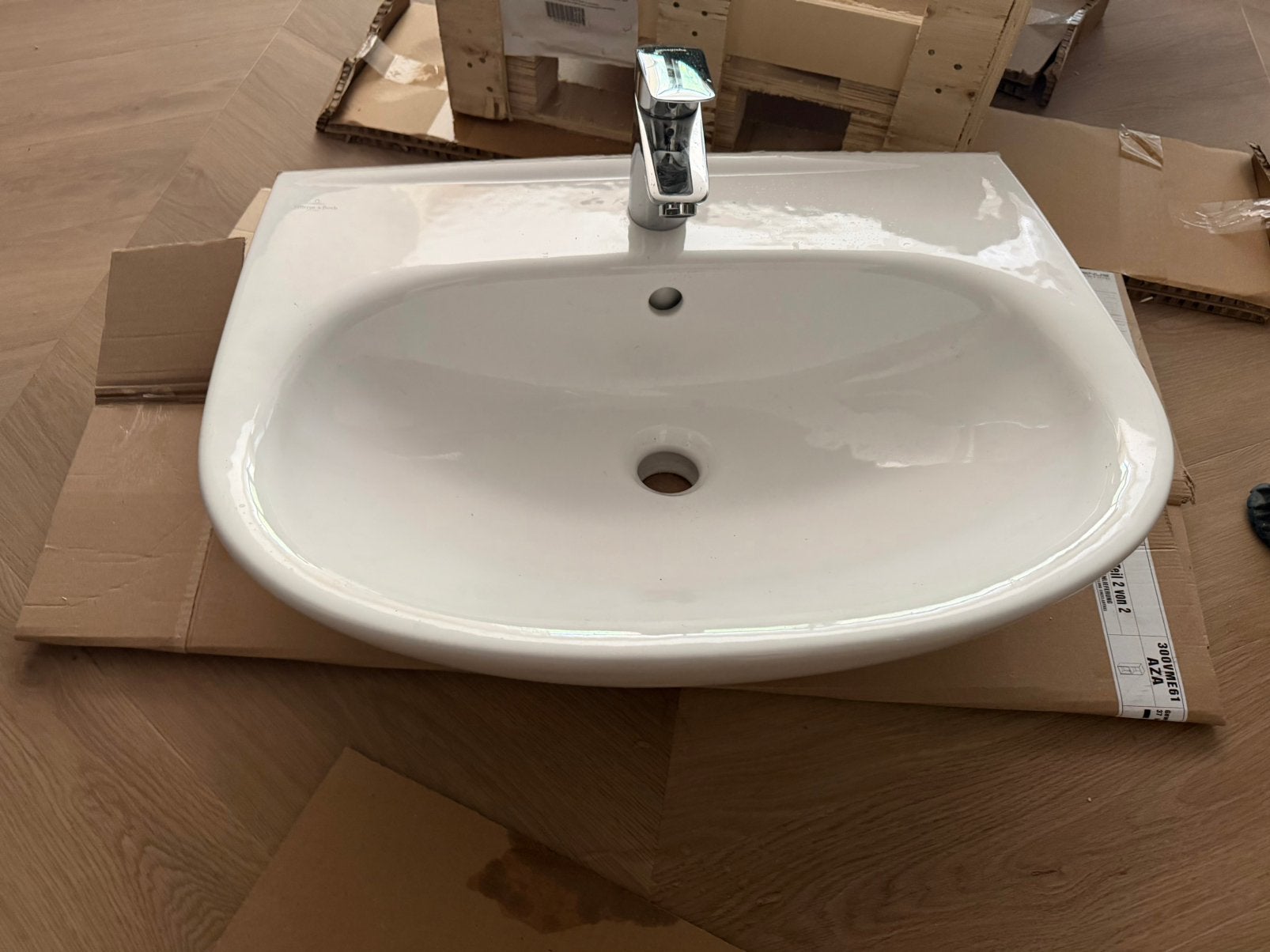 Wasbak villeroy en boch nieuwe, Ophalen, 50 tot 100 cm, Wasbak of Wastafel
