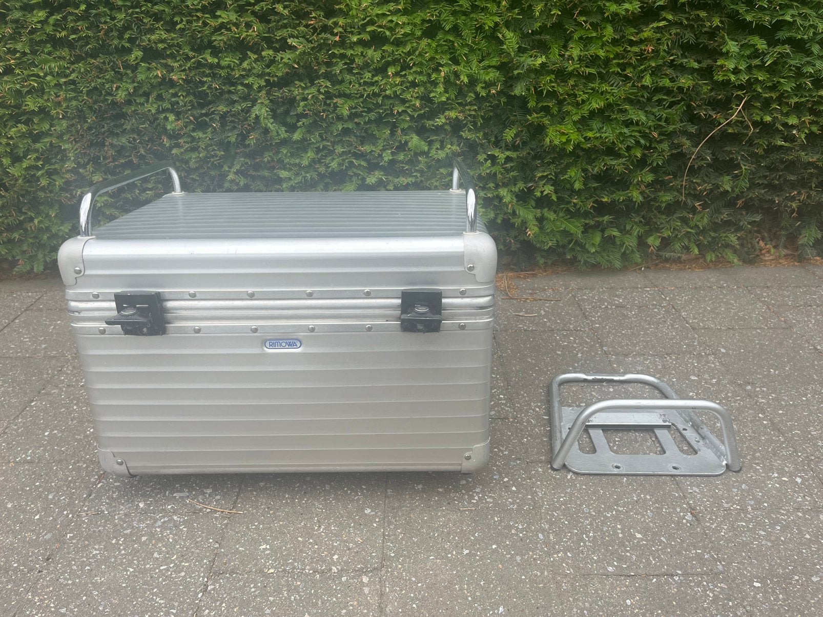 Topkoffer RIMOWA met steun en 2 sleutels, Motoren, Accessoires | Koffers en Tassen, Ophalen, Gebruikt