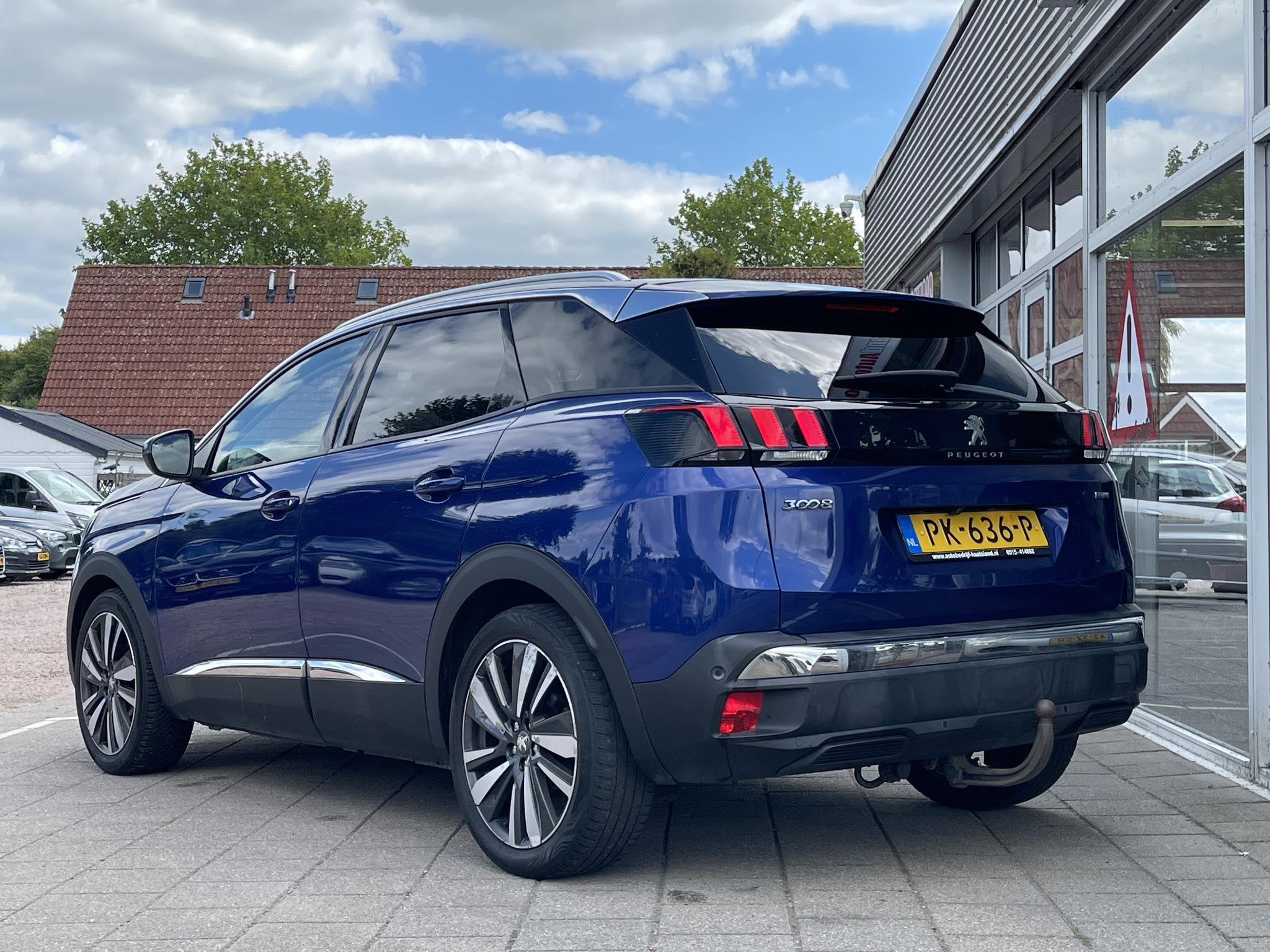 Peugeot 3008 1.2 PureTech Blue Lease Premium /Schuif-kanteld, Gebruikt, Euro 6, 1199 cc, Met garantie (alle)