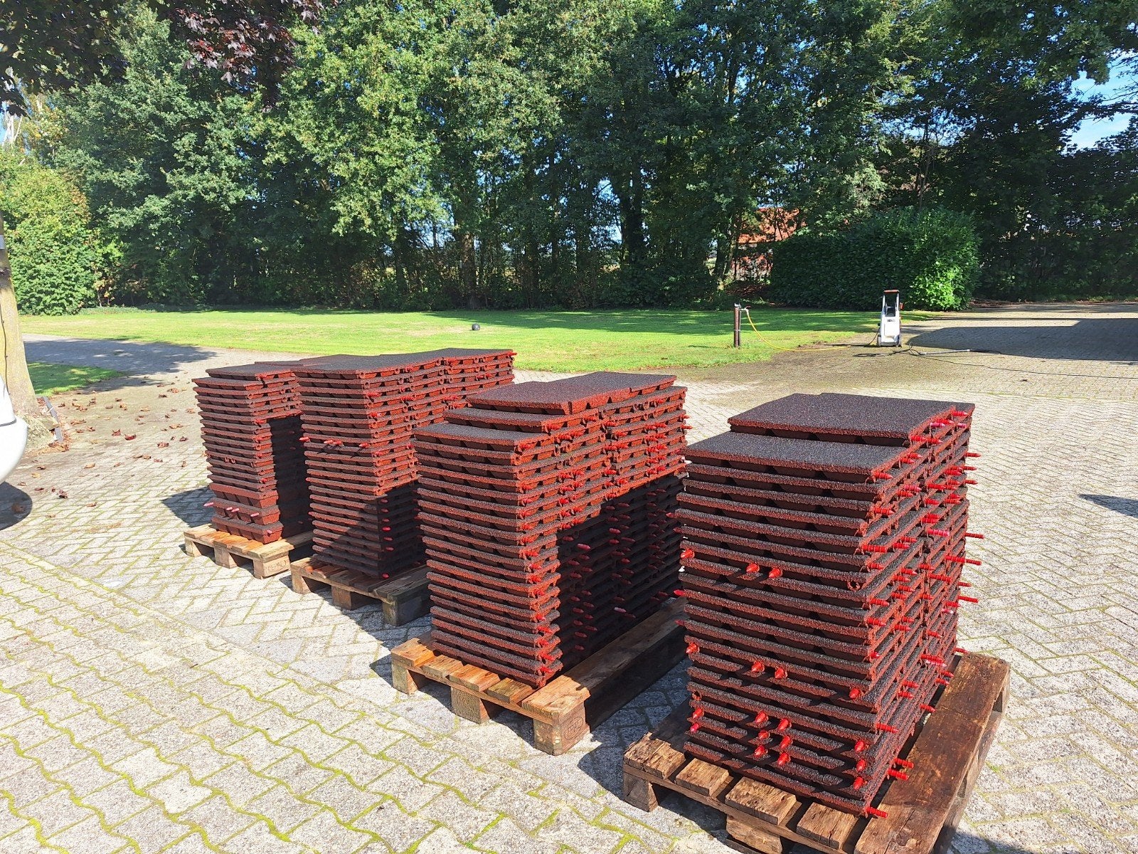 Rubberen tegels 50x50 cm, 16m2, gebruikt, Ophalen, Gebruikt, Rubber, 10 m² of meer