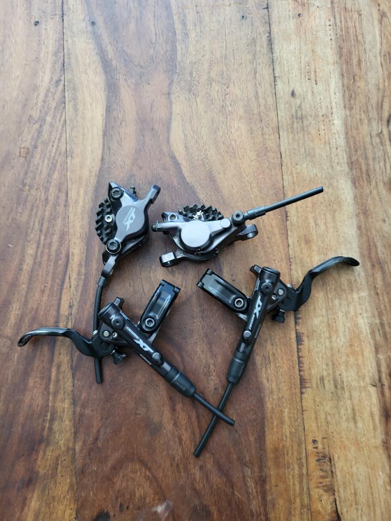 Shimano XT M8100 Schijfrem MTB voor & achter, Fietsen en Brommers, Fietsonderdelen, Remmen, Gebruikt, BMX, Ophalen of Verzenden
