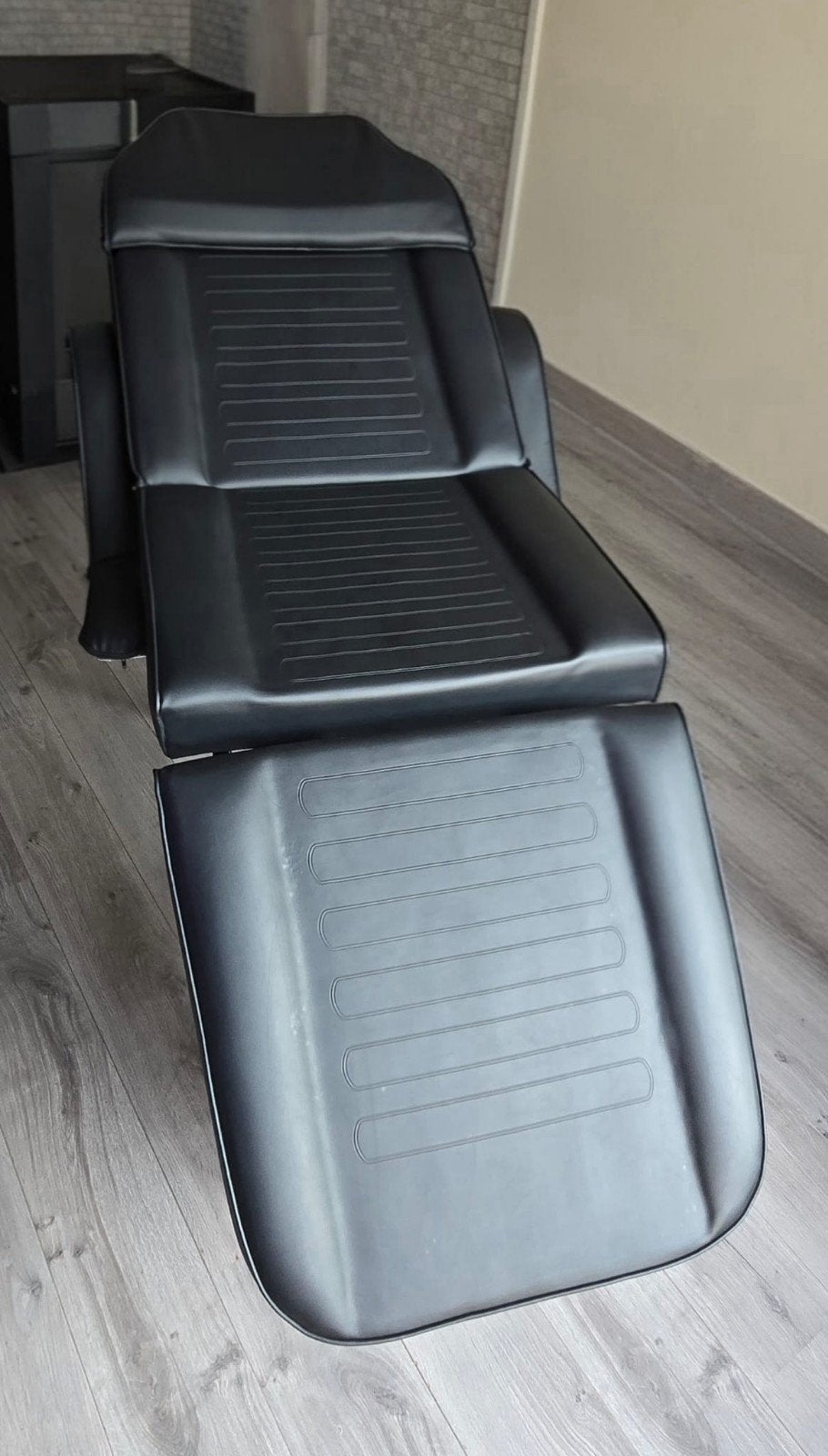 ACTIVESHOP557A Behandelstoel Schoonheidssalon/TattooPedicure, Ophalen, Zo goed als nieuw