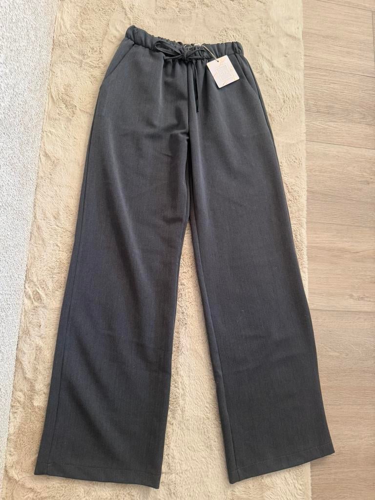 Dames pantalon nieuw, Kleding | Dames, Broeken en Pantalons, Nieuw, Ophalen of Verzenden, Maat 36 (S), Grijs