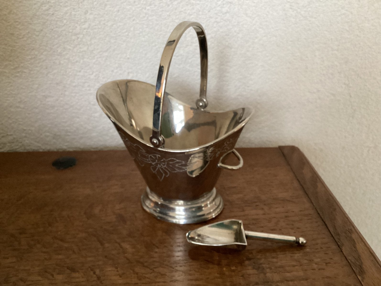 Verzilverde ‘ZS 90’ Suikerkit met Schepje . D.E. 1960-65., Ophalen of Verzenden, Zilver