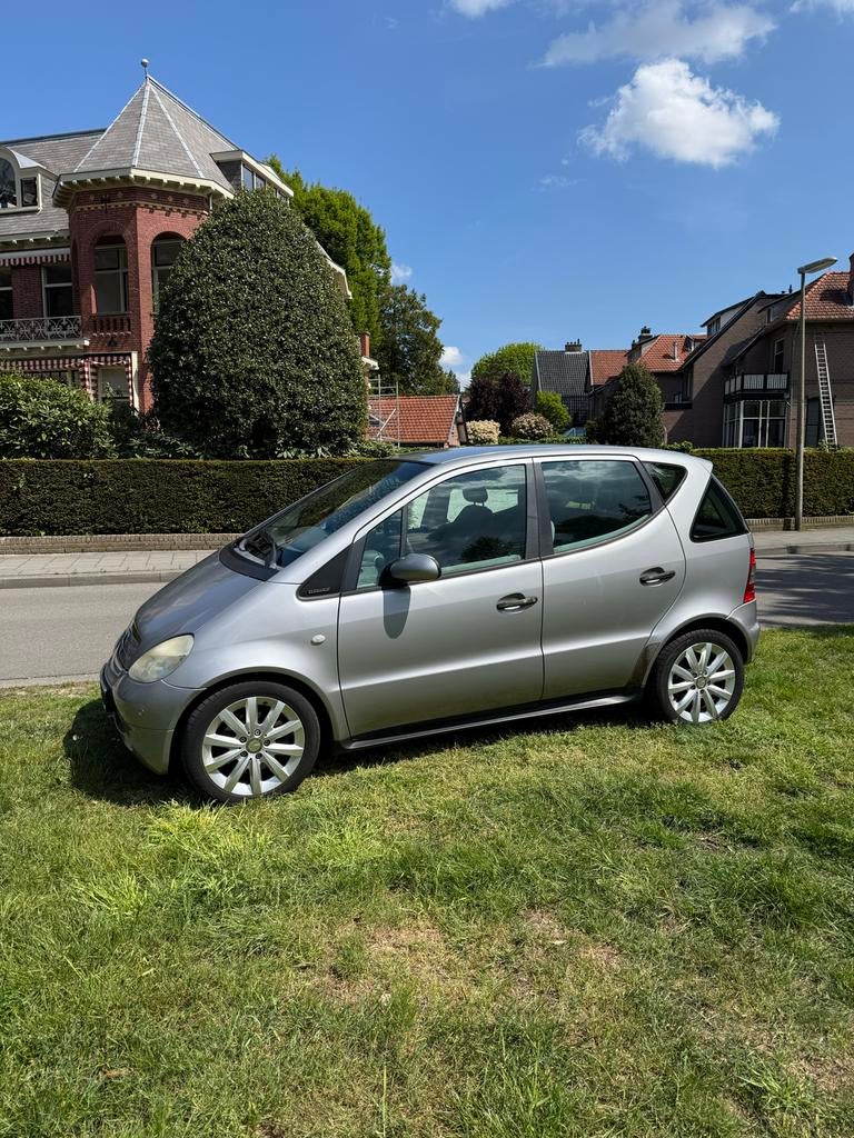 Mercedes-Benz A-Klasse A190 2000 Grijs, Automaat, 4 cilinders, 400 kg, 49 €/maand