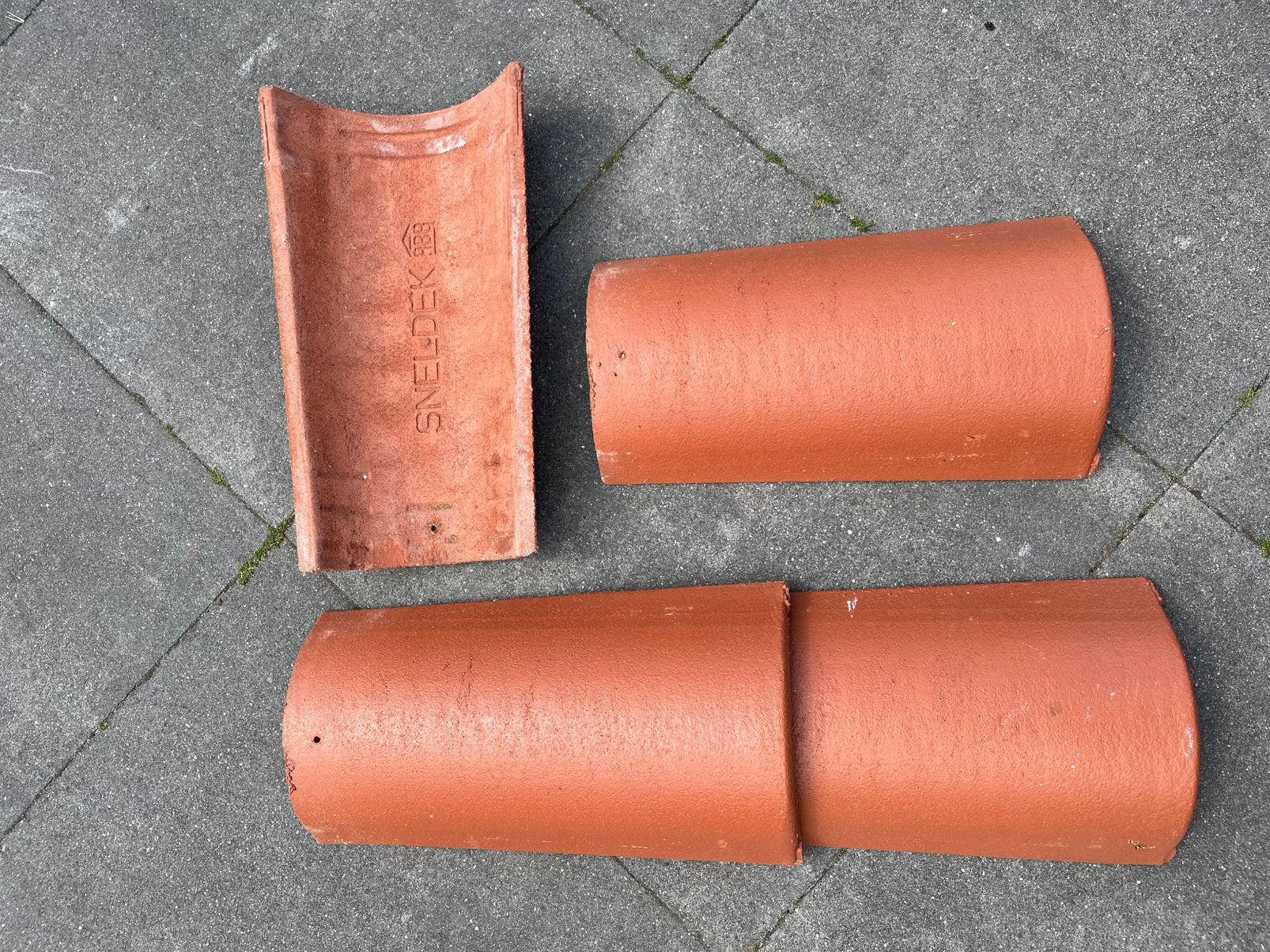 Monier sneldek nokvorst  rood, Ophalen, Steen of Klei, Nieuw, Minder dan 5 m²