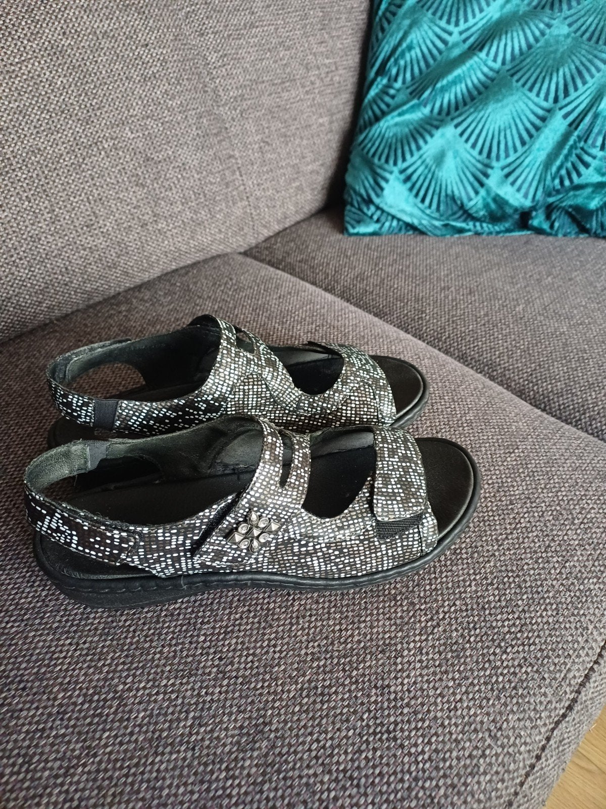 Remonte sandalen maat 39 - Zo goed als nieuw, Zwart, Remonte, Zo goed als nieuw, Sandalen of Muiltjes