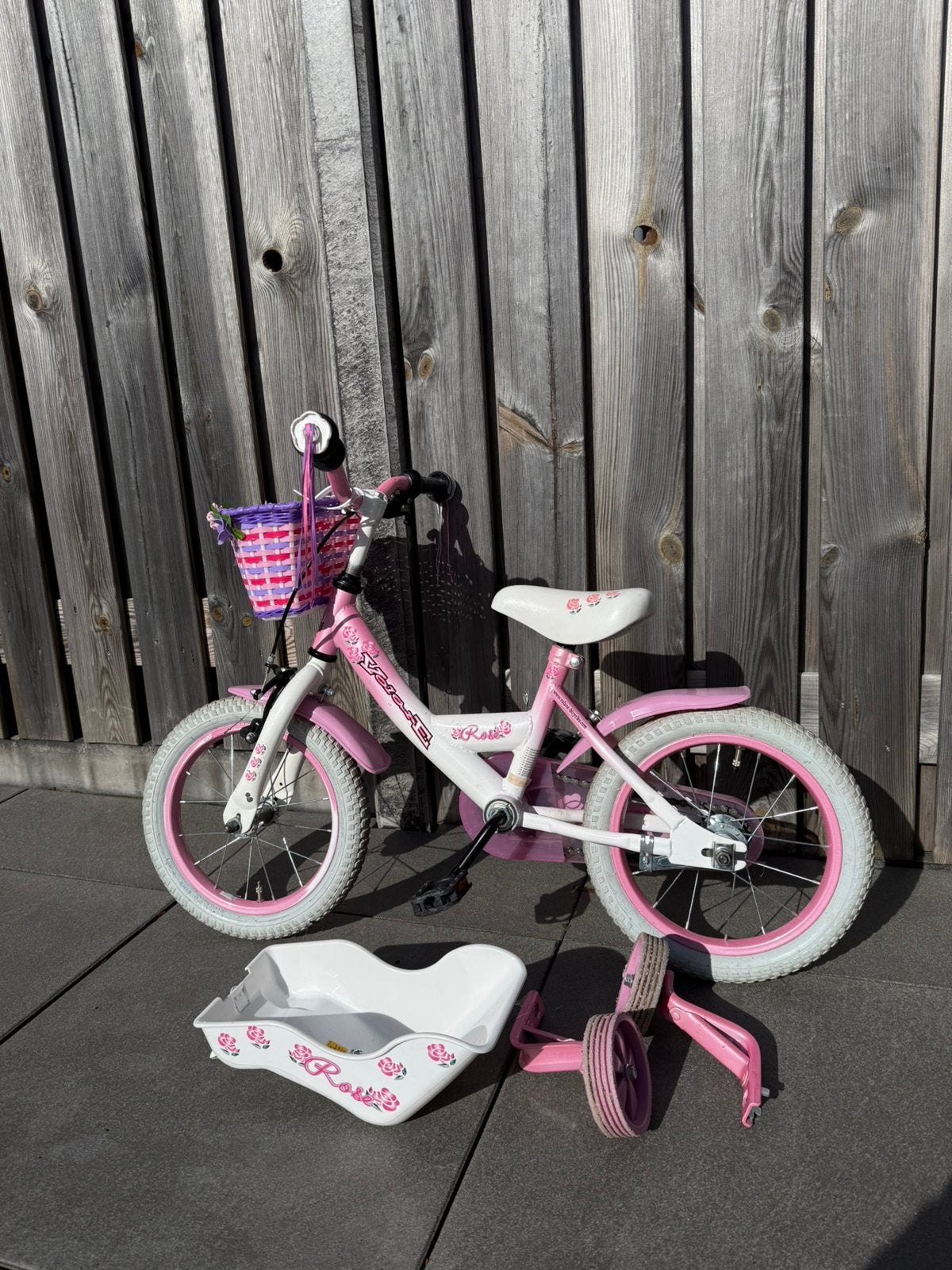 Volare rose kinderfiets 2 stuks, Fietsen en Brommers, Ophalen, Gebruikt, Minder dan 16 inch