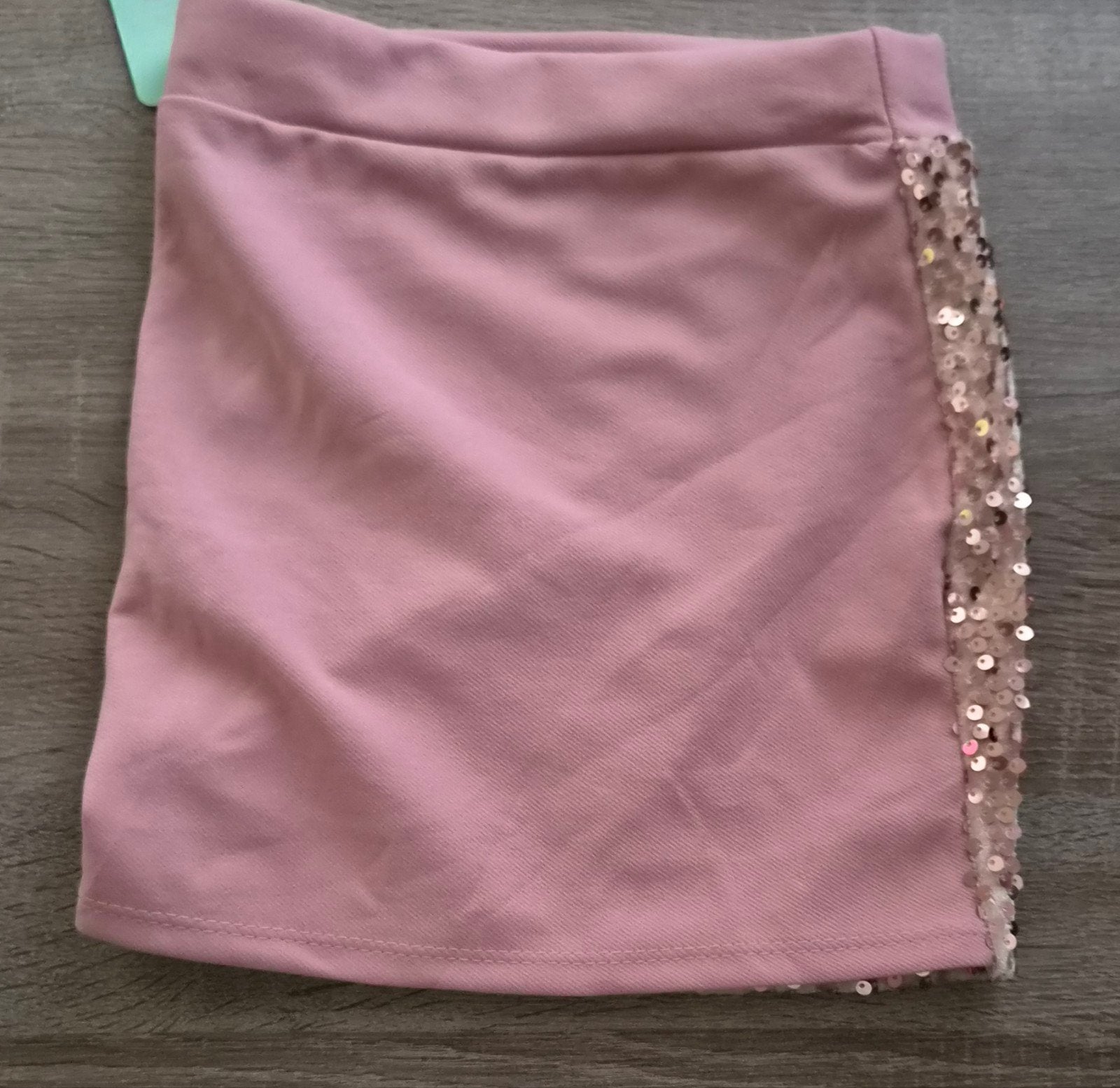 Nieuw kinderrokje met pailletten, maat 4, Ophalen of Verzenden, Nieuw, Onbekend, Meisje