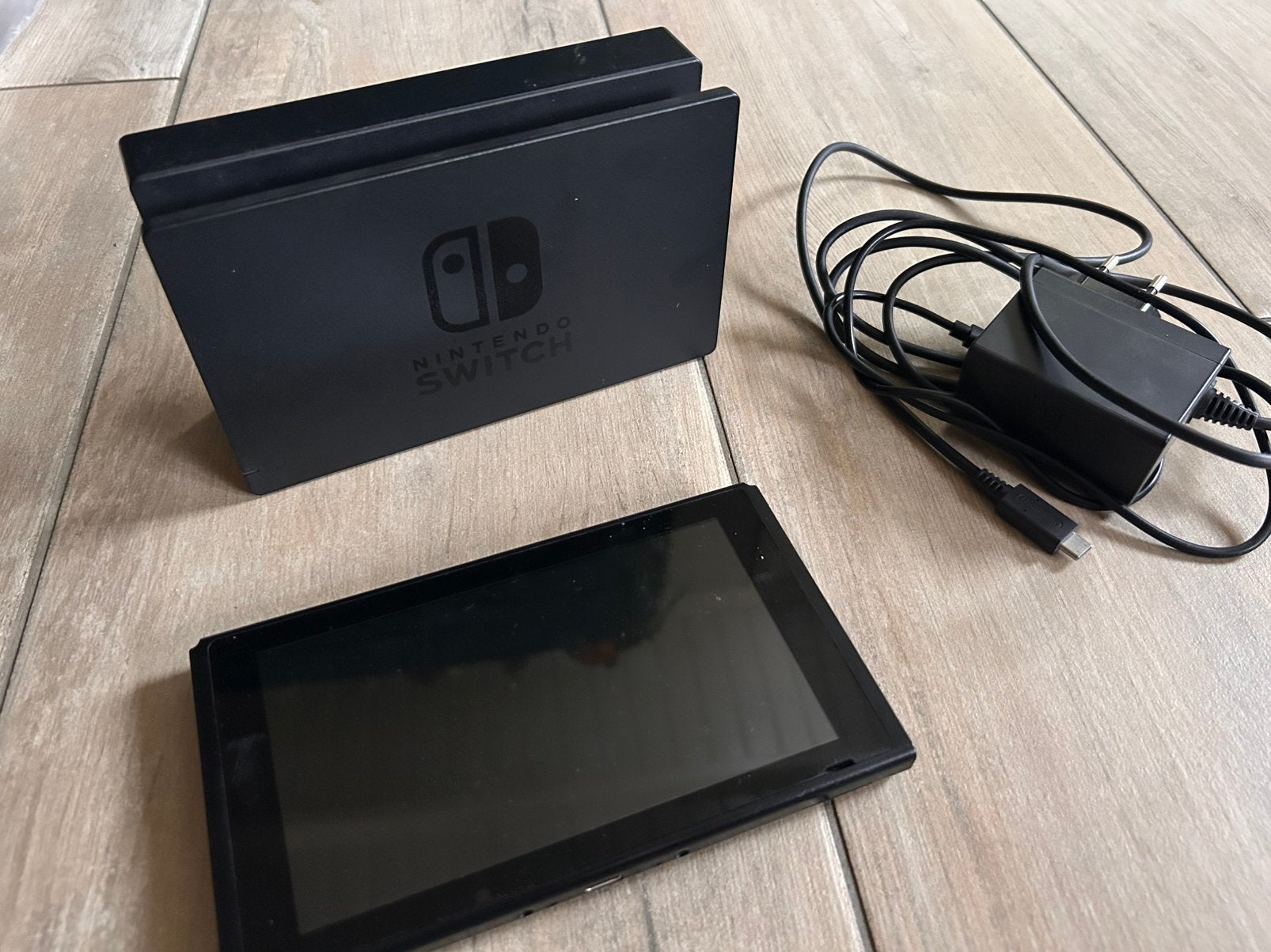 Defecte nintendo switch, Spelcomputers en Games, Spelcomputers | Nintendo Switch, Ophalen of Verzenden, Niet werkend