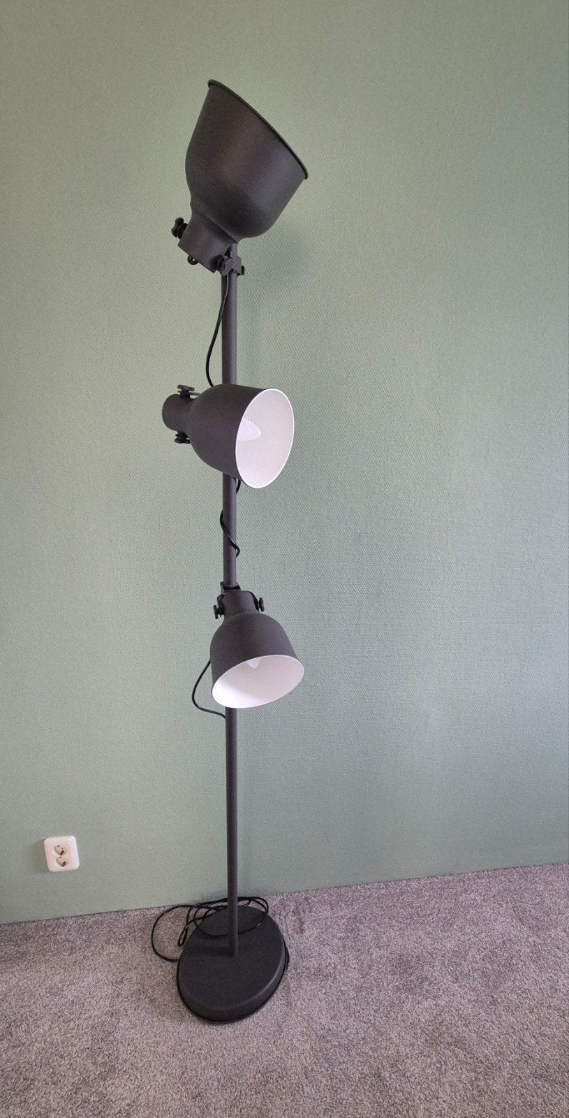 Zgan Ikea Hektar vloerlamp met 3 verstelbare spots, Ophalen, E14 (klein), Zo goed als nieuw, Metaal