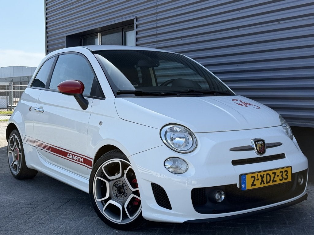 Fiat 500 1.4-16V 135PK Abarth / Scuderia italia Edit / Inter, Auto's, Zwart, 4 cilinders, Wit, Bedrijf