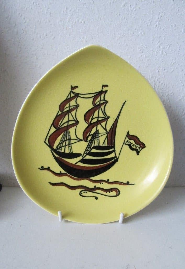 Schaaltje Kwatta P.Regout, Antiek en Kunst, Ophalen of Verzenden