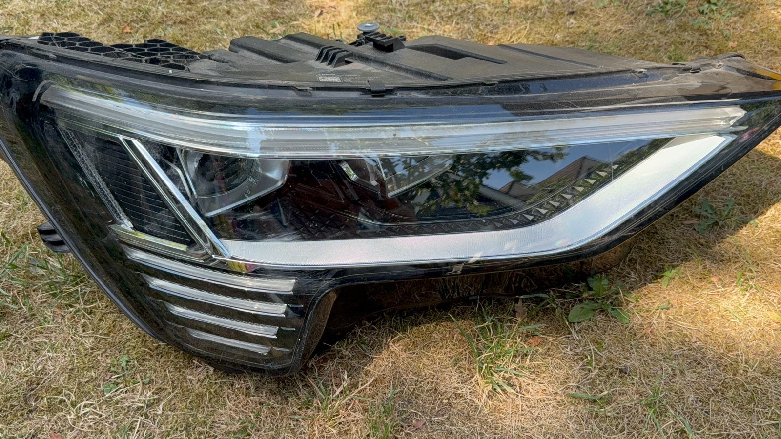 AUDI E-TRON E-TRON MATRIX LED KOPLAMP 4KE941040D Schade, Ophalen of Verzenden, Audi