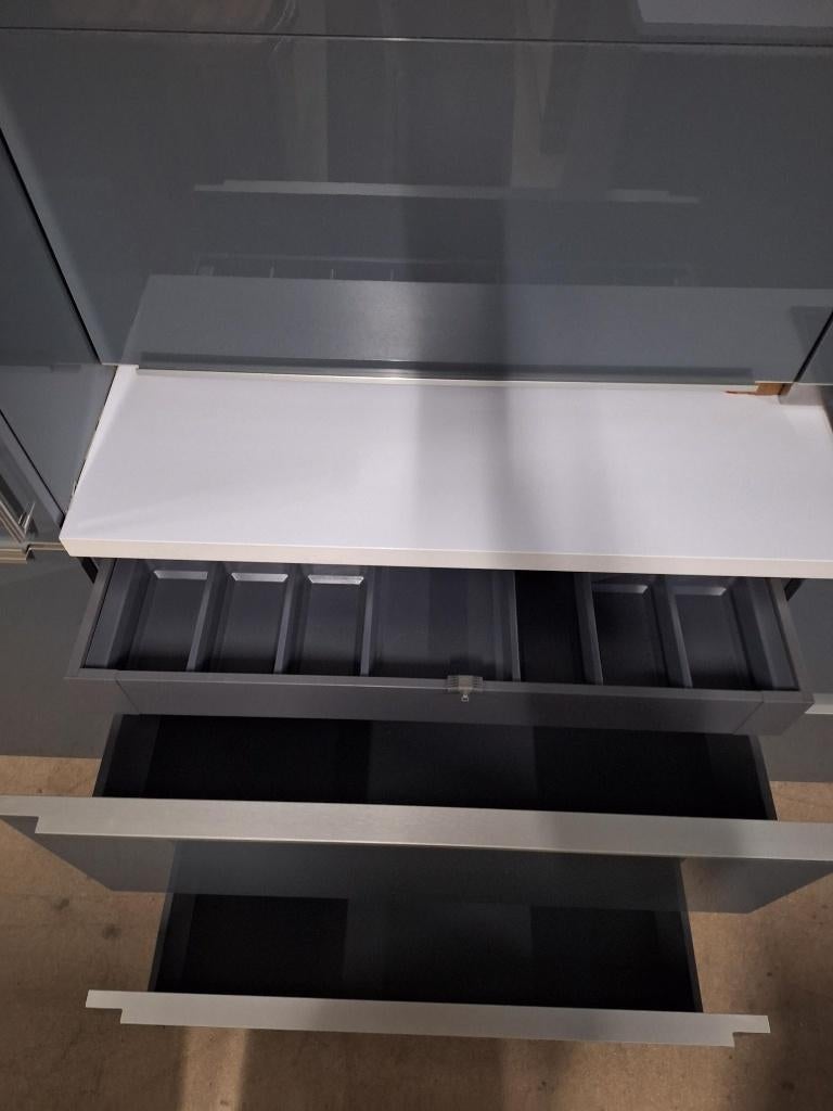 Complete keuken 2897 is nu afgeprijsd van €5300 naar €3999, Ophalen of Verzenden, Zo goed als nieuw, Overige typen, Met kookeiland