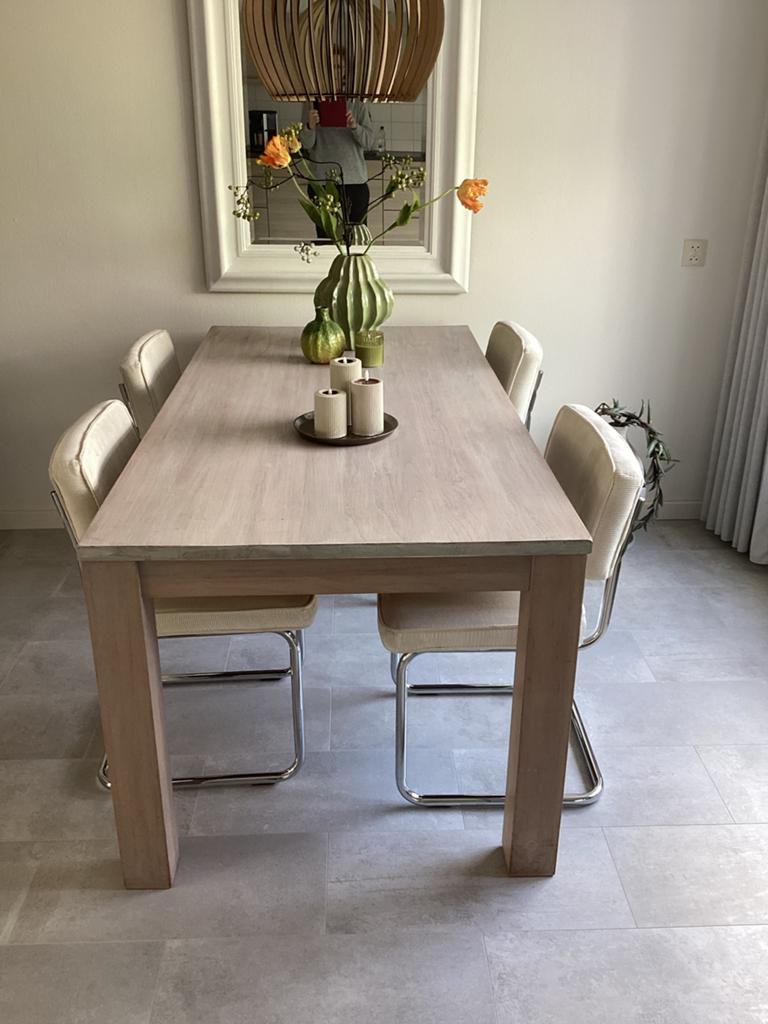 Moderne Teakhouten eettafel in whitewash, Ophalen, Teakhout, 50 tot 100 cm, Zo goed als nieuw