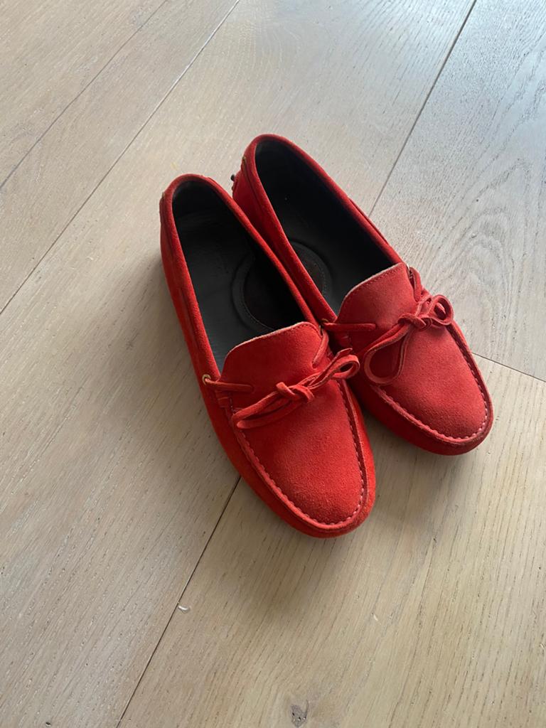 Aurelien 39 nieuwstaat moccassins loafers, Instappers, Ophalen of Verzenden, Zo goed als nieuw, Rood