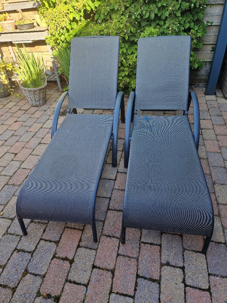 twee Wakefield ligbedden, Ophalen, Zo goed als nieuw, Metaal, Verstelbaar