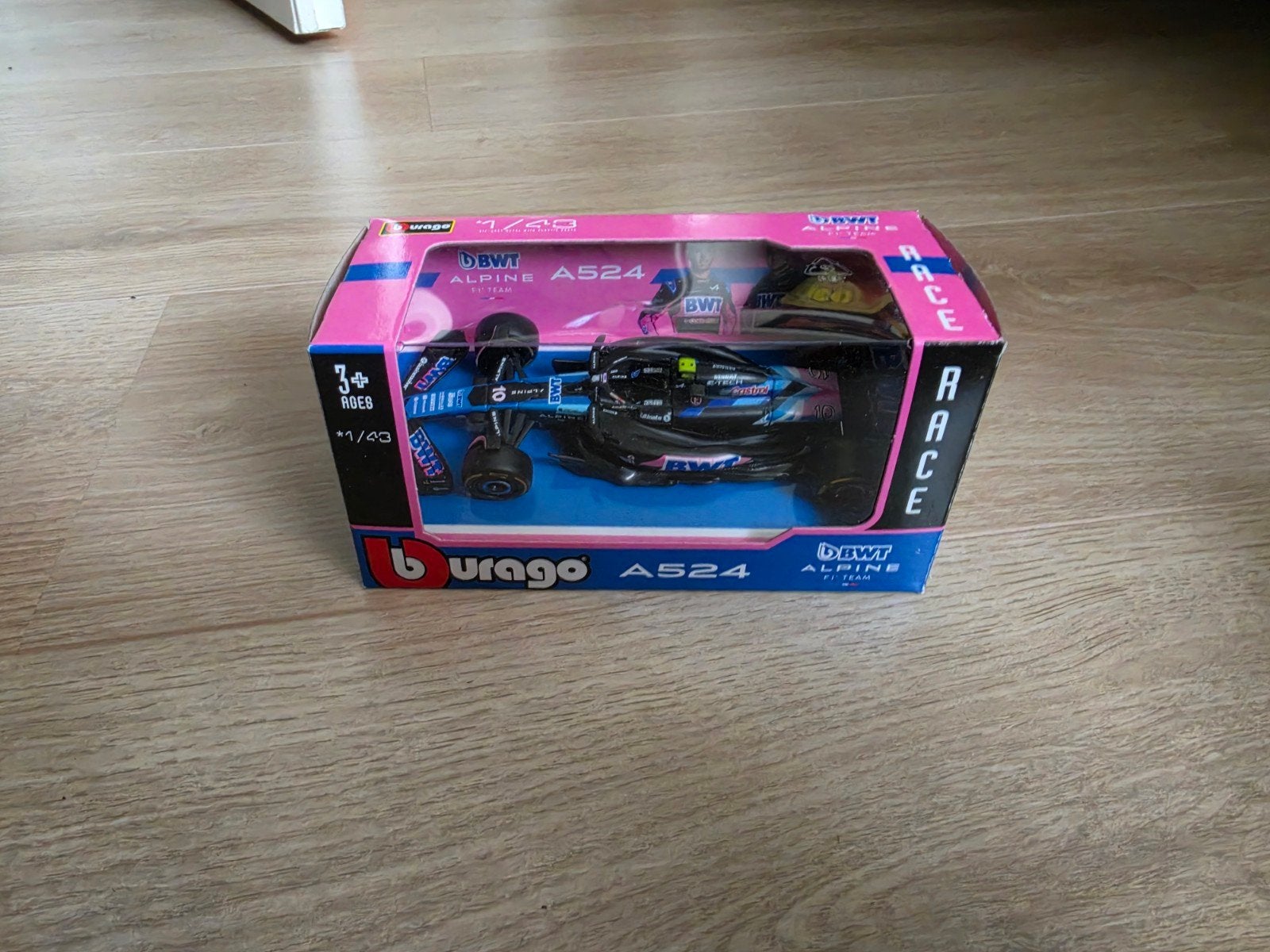 Burago Alpine A524 F1 Team schaalmodel 1/43, Ophalen of Verzenden