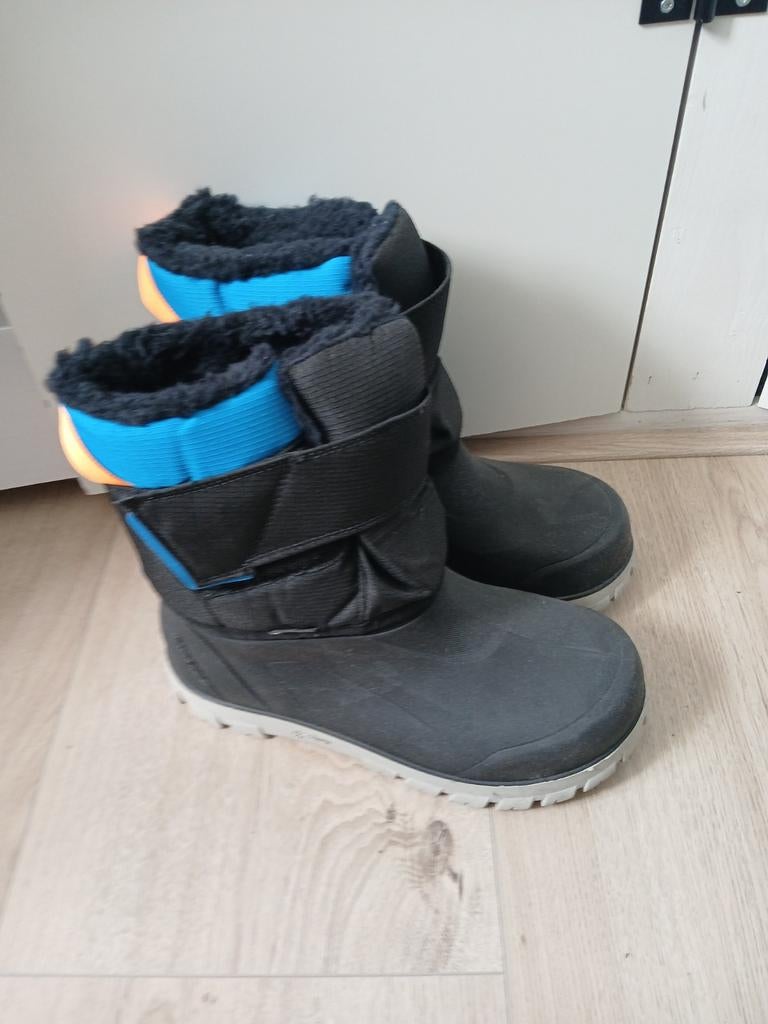 Snow boots maat 38 als nieuw!, Ophalen, Deca, Jongen of Meisje, Laarzen