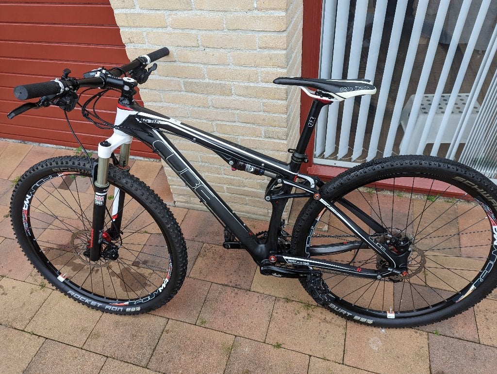 CUBE AMS 100 SUPER HPC PRO 29 BLACKLINE 19" (Carbon Frame), Fietsen en Brommers, Fietsen | Mountainbikes en ATB, Gebruikt, 45 tot 49 cm