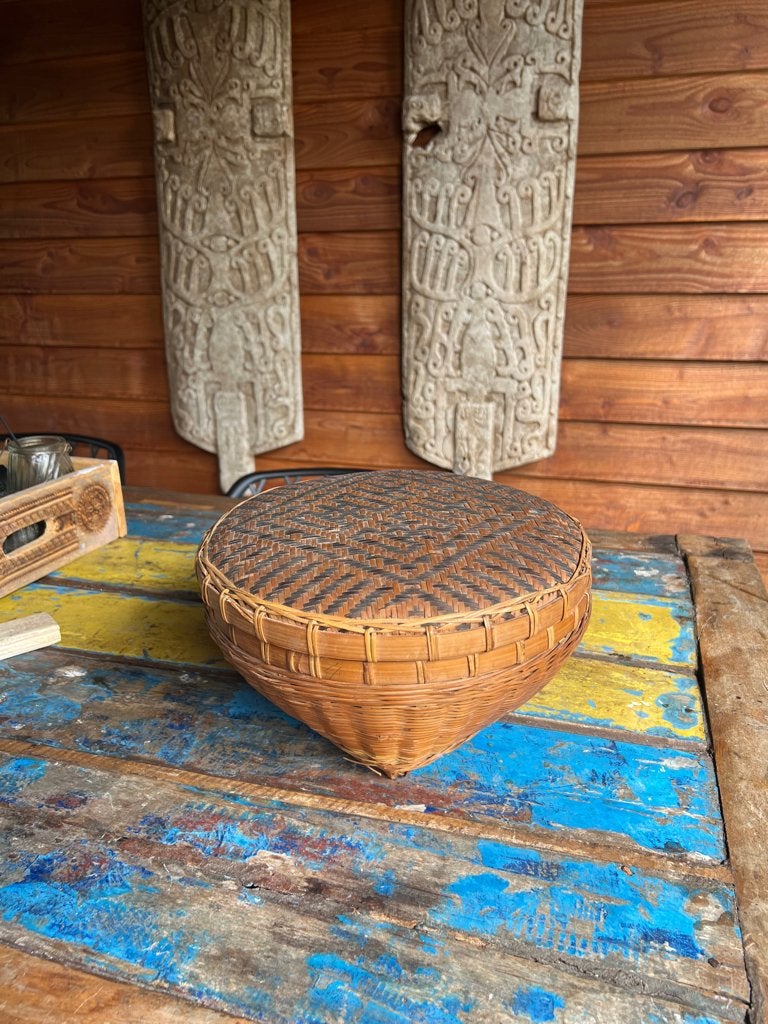 Chinese rieten mand handwerk chinees vintage 30 cm, Huis en Inrichting, Verburgt Vintage, Gebruikt, Schaal, Rond