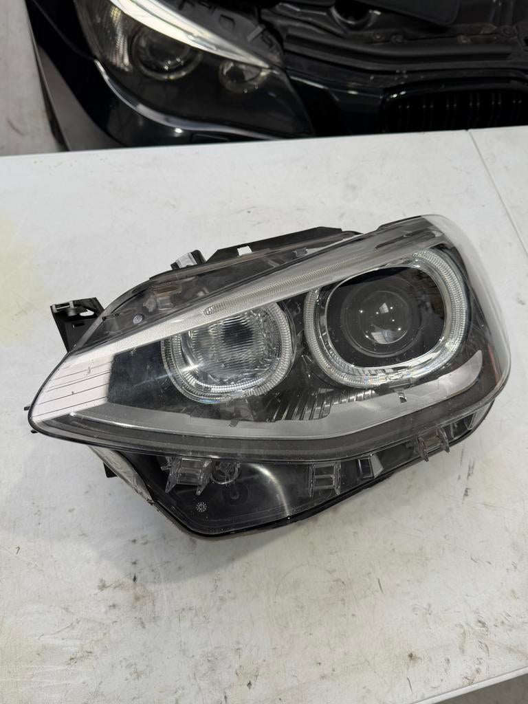 BMW F20 1-serie koplamp - Xenon Angel Eyes - WERKEND!, Auto-onderdelen, Verlichting, Ophalen of Verzenden, BMW