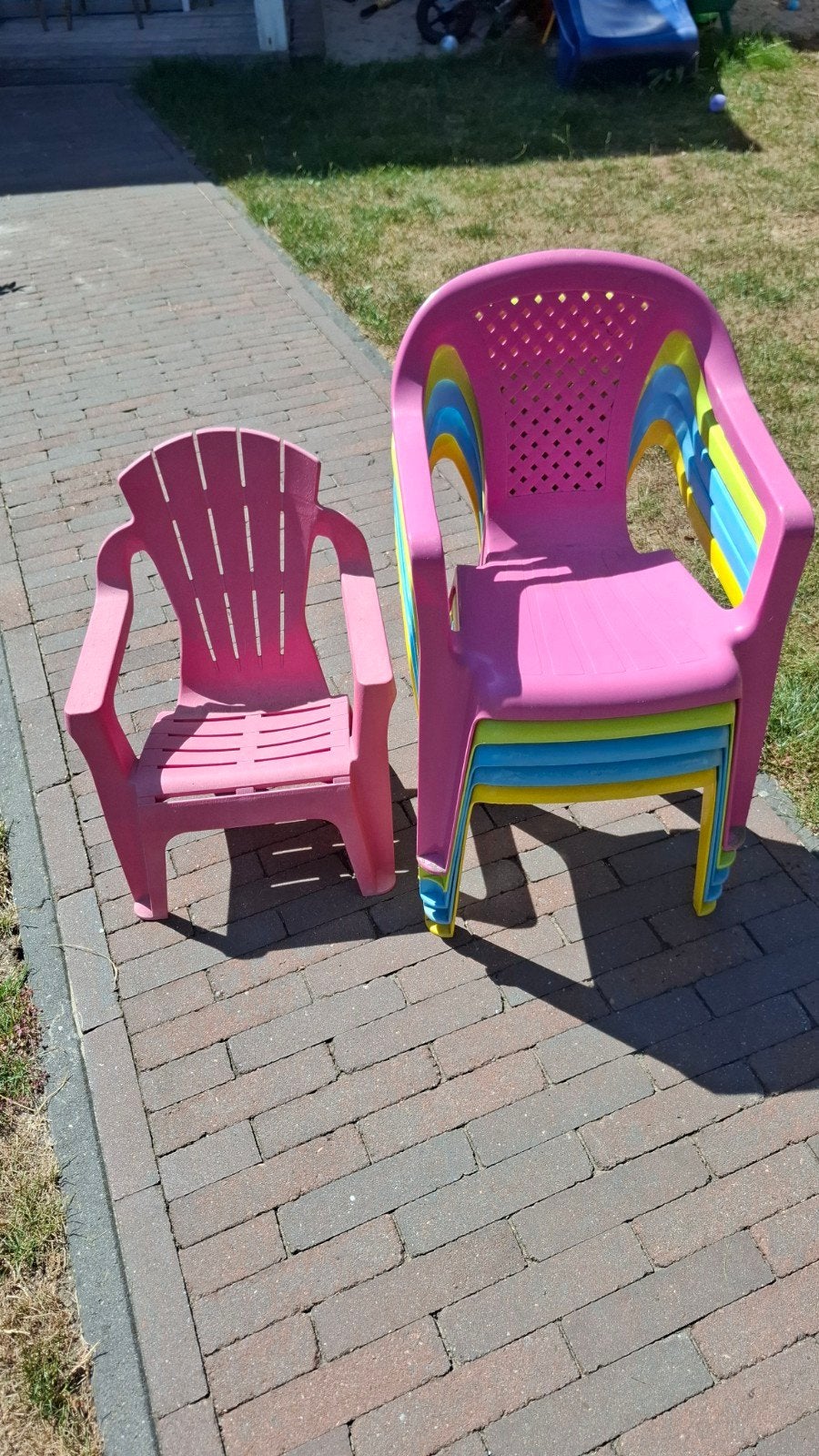 gratis 6 plastic kinderstoelen, Ophalen, Plastic