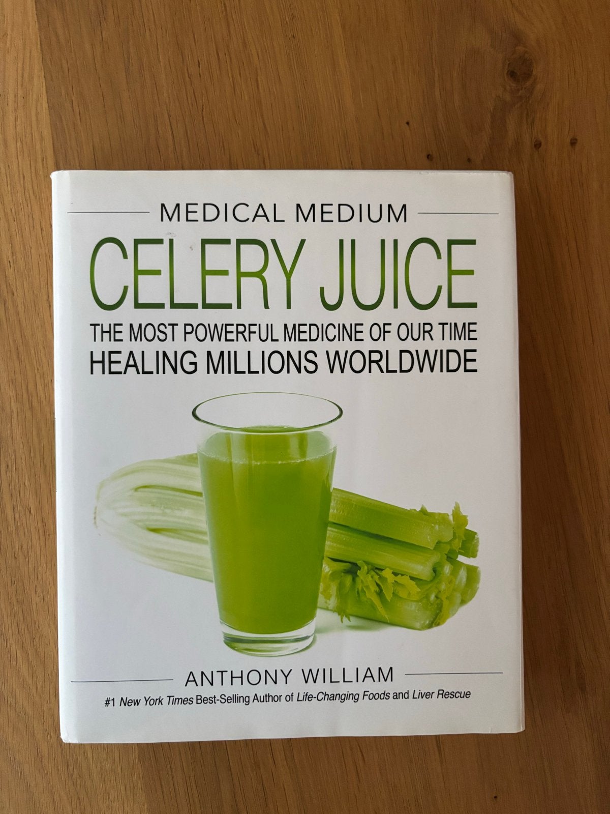 Medical Medium Celery Juice - Anthony William, Ophalen of Verzenden, Zo goed als nieuw, Gezondheid en Conditie