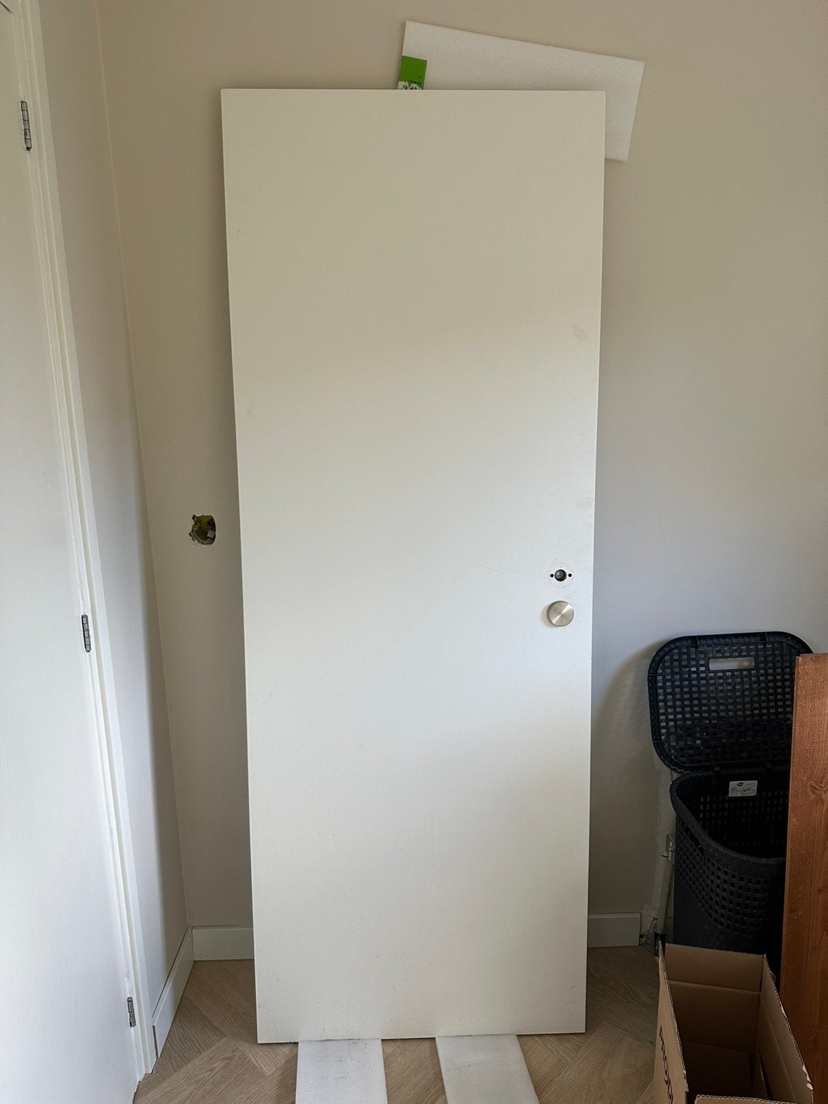 Houten nette opdekdeur 199x73,5, Doe-het-zelf en Verbouw, Deuren en Horren, Ophalen of Verzenden, Zo goed als nieuw, Binnendeur