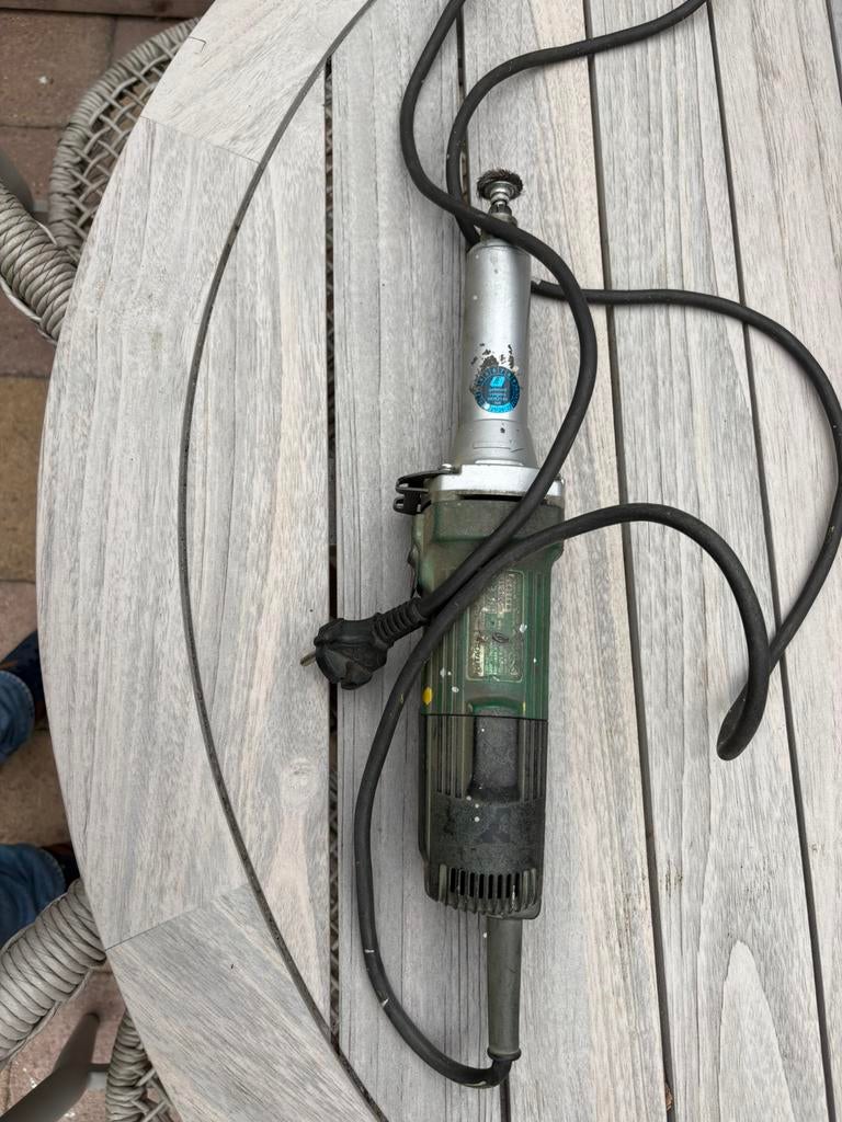 Rechtefrees slijptol hitachi, Ophalen of Verzenden, Zo goed als nieuw, Elektrisch, Bovenfrees