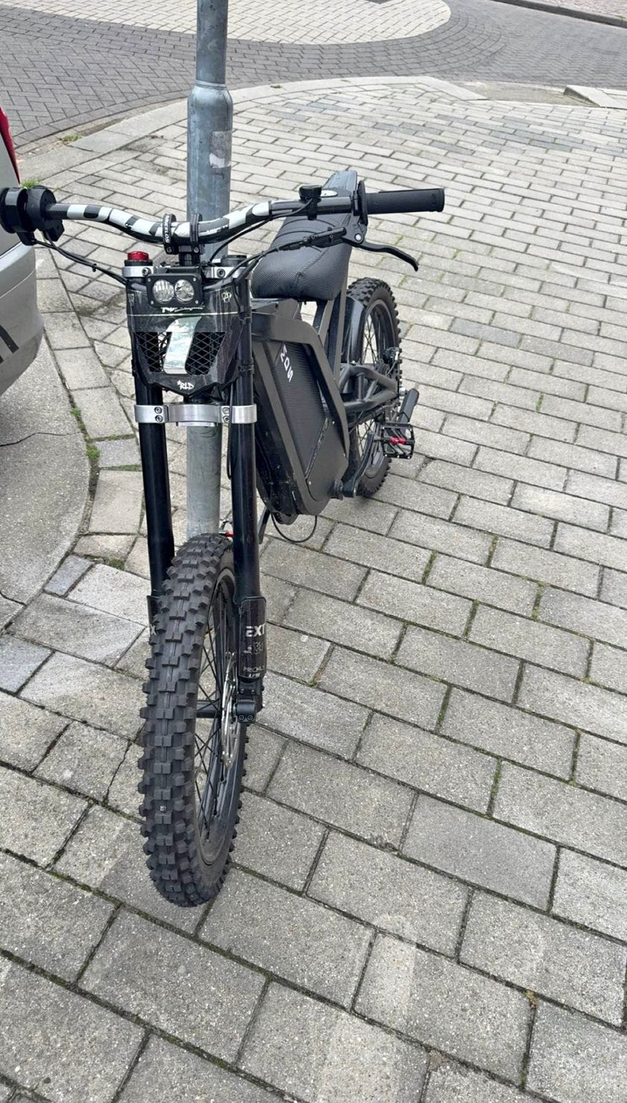 GT2000 custom  (ik ruil niet), Ophalen, Zo goed als nieuw, Overige merken