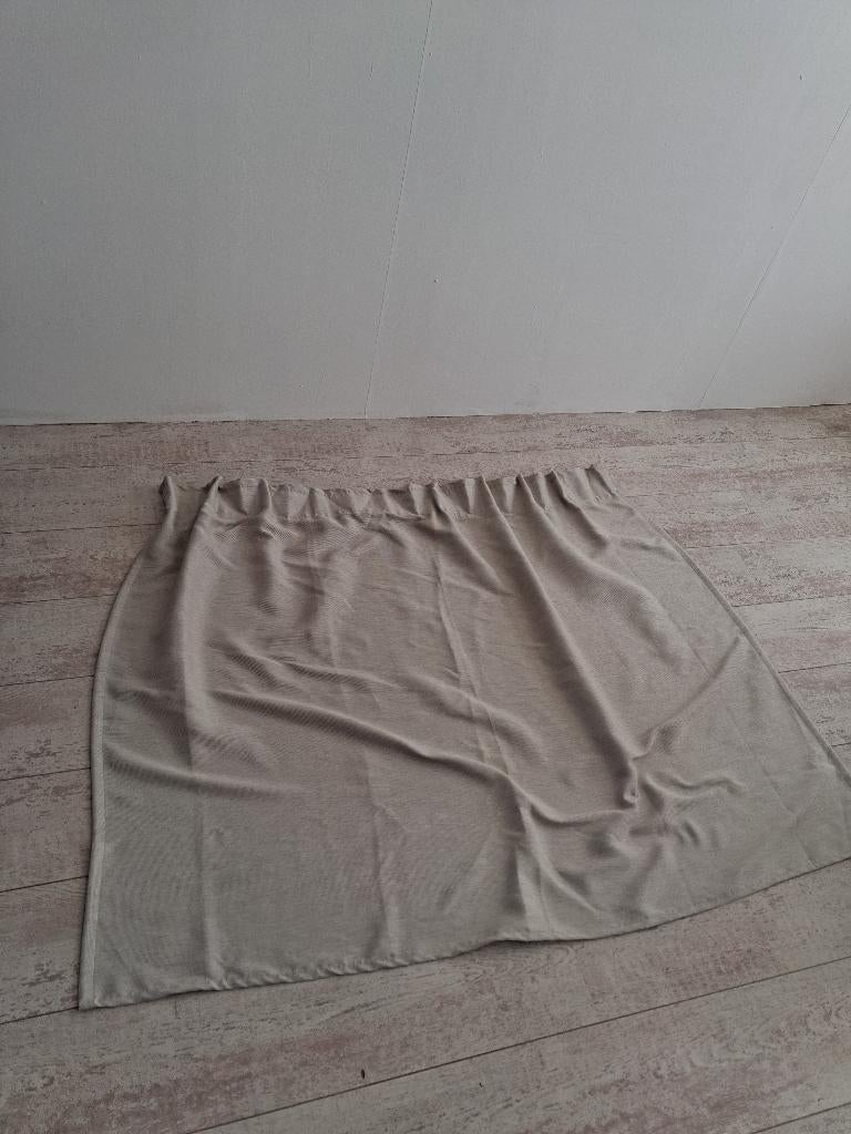 Klein gordijn haakjes (Ophalen in Naarden), Ophalen, Zo goed als nieuw, Beige
