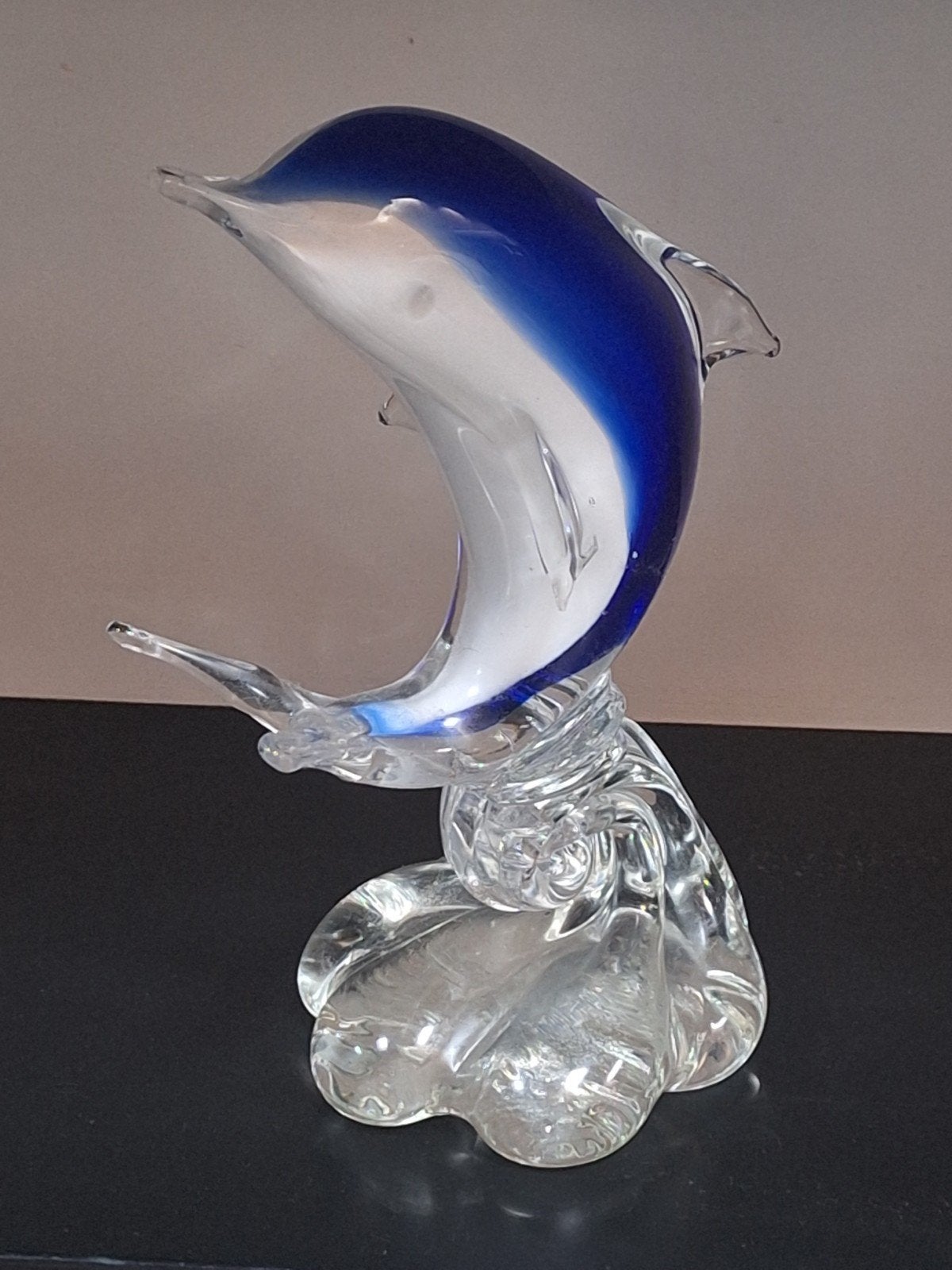 Glazen dolfijn beeldje - Blauw en wit, Antiek en Kunst, Ophalen of Verzenden
