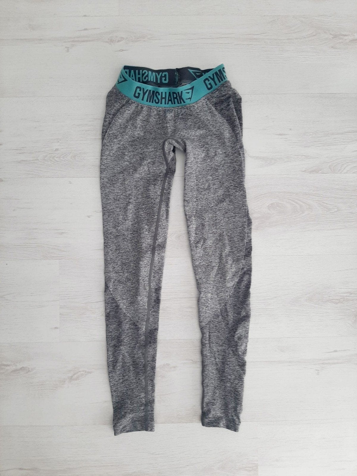 Gymshark sportlegging grijs/blauw - Maat XS, Kleding | Dames, Sportkleding, Ophalen of Verzenden, Maat 34 (XS) of kleiner, Grijs