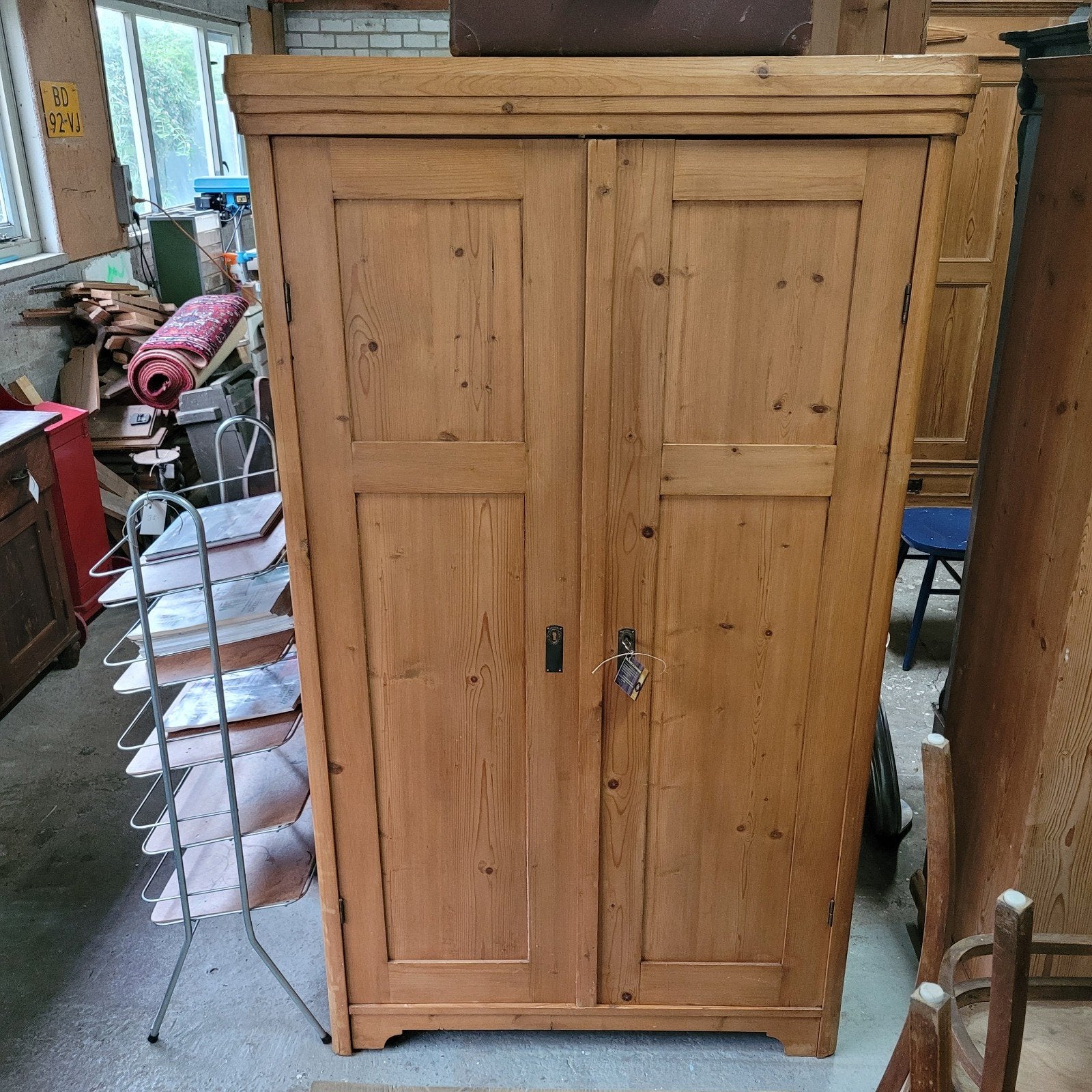 Brocante oude grenen kast tweedeurskast servieskast hangkast, Ophalen
