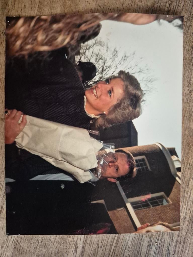 Originele foto Prinses Diana AIFS gebouw 1987, Verzamelen, Koninklijk Huis en Royalty, Ophalen of Verzenden, Zo goed als nieuw