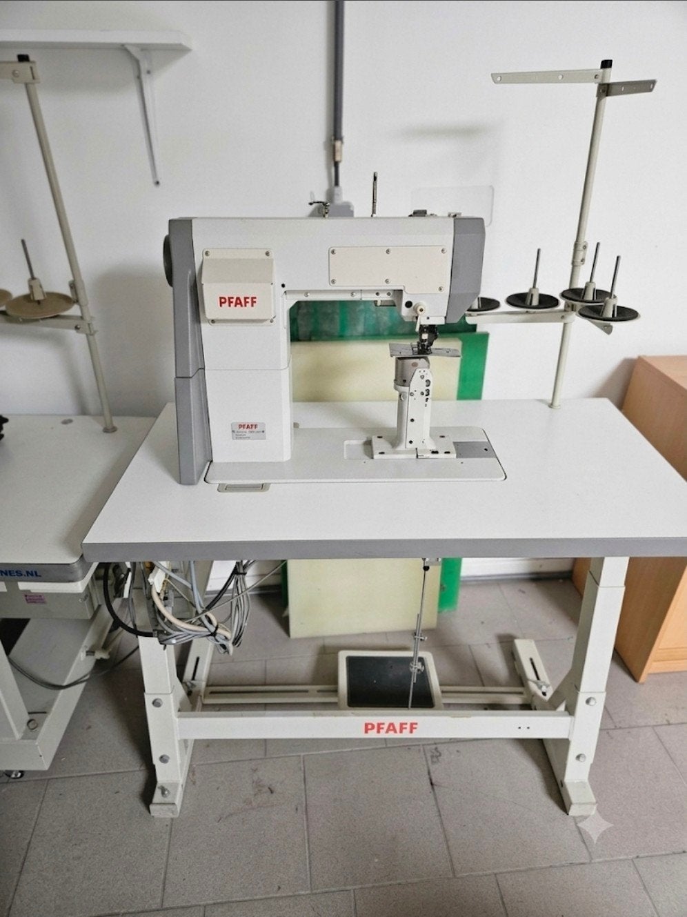 Industriële naaimachines Pfaff en Global zie omschrijving, Ophalen, Naaimachine, Industrieel, Gebruikt