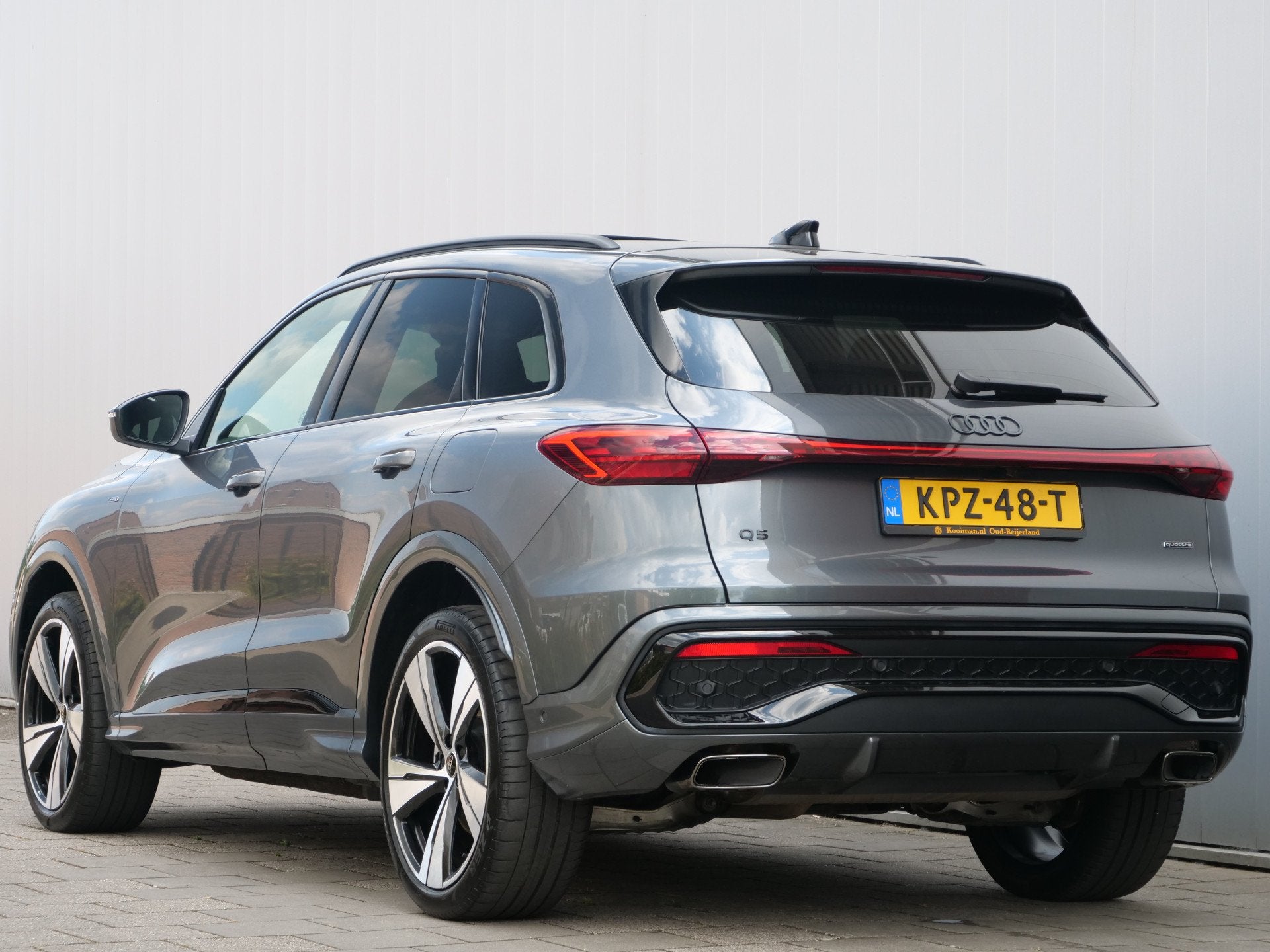 Audi Q5 2.0 TFSI e-hybrid quattro S edition 299 Pk Automaat, Auto's, Audi, Automaat, 4 cilinders, Leder en Stof, Plug-in hybride