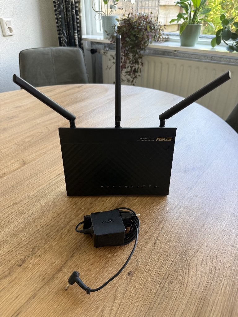 Aangeboden ASUS RT-AC68U Router, Computers en Software, Routers en Modems, Ophalen, Gebruikt, Router, ASUS