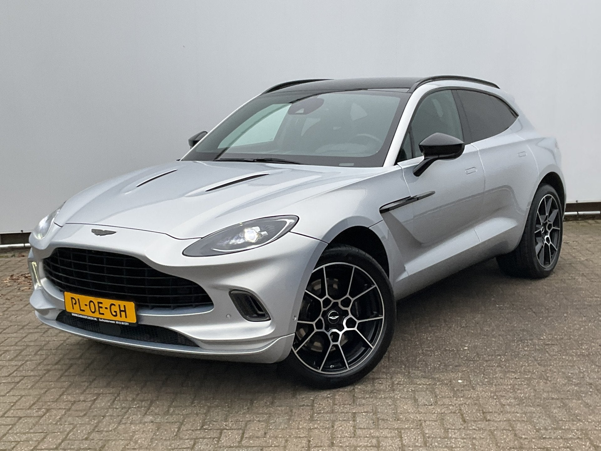 Foto 18 van Aston Martin Dbx 4.0 V8 360 Memory Stoelverw/koeling Sfeer